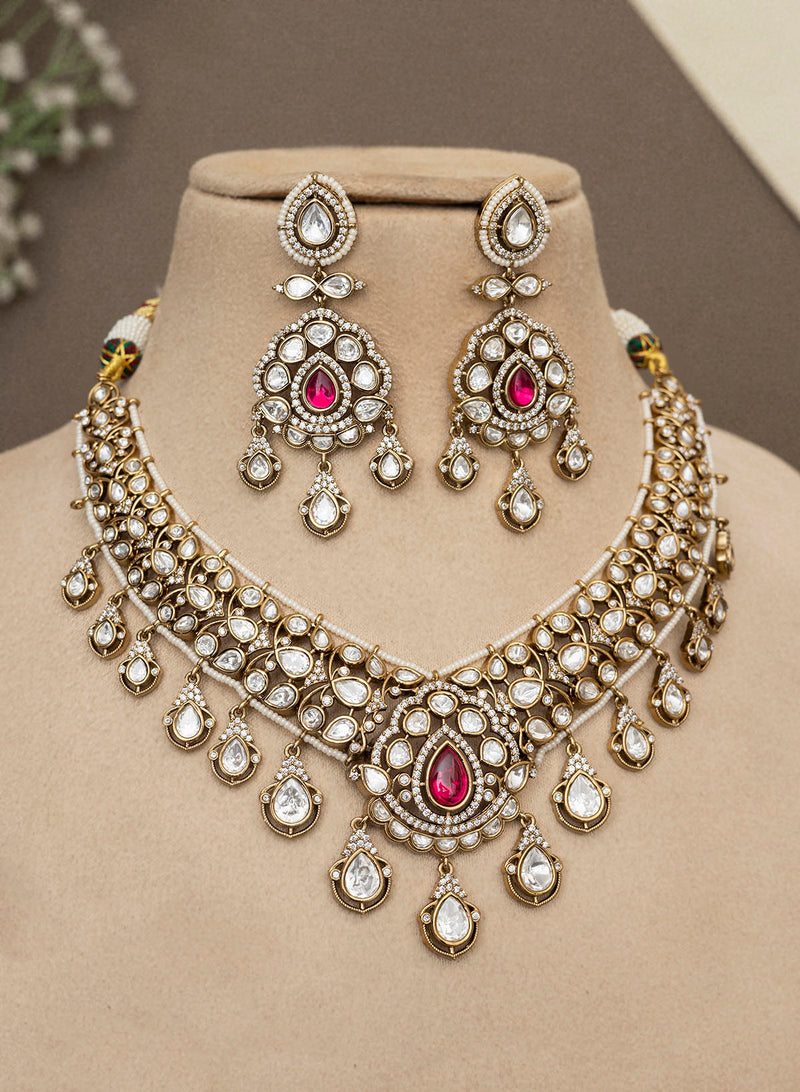 Ditya necklace set