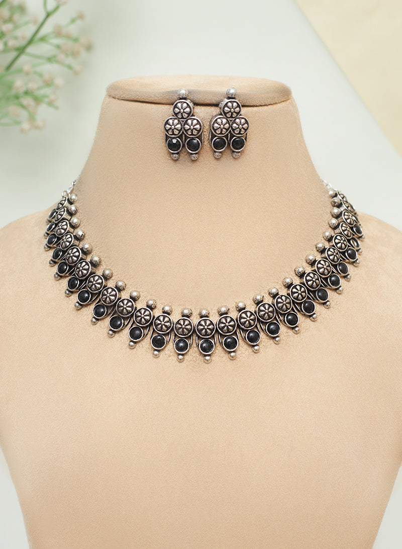 Ekta necklace set