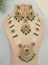 Anandita Long Necklace set with Maangtikka