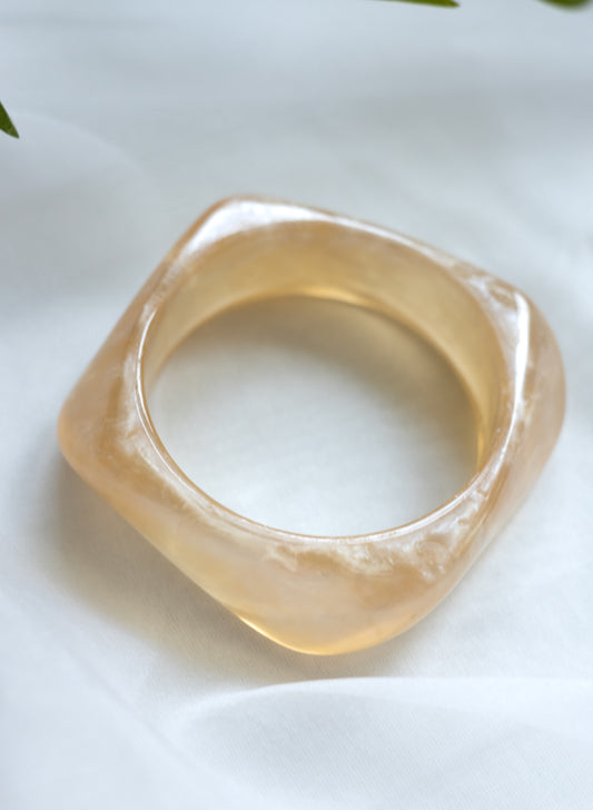 Lili resin bracelet
