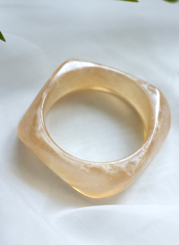 Lili resin bracelet
