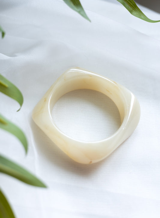 Ambre resin bracelet