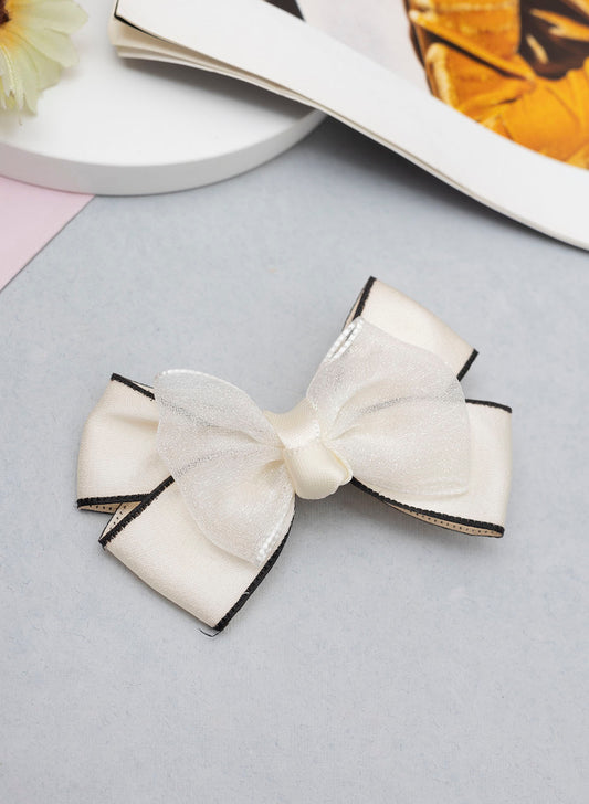 Leilani hair bow