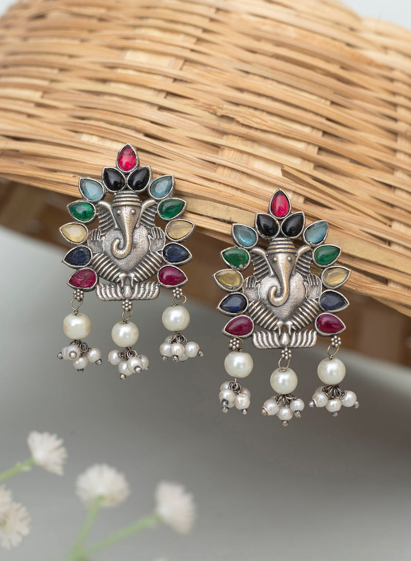 Ganpati stone stud Earring