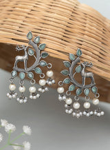 Divisha Earring