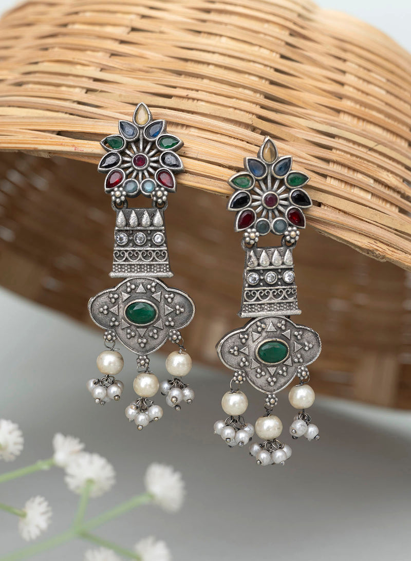 aarvi long earring