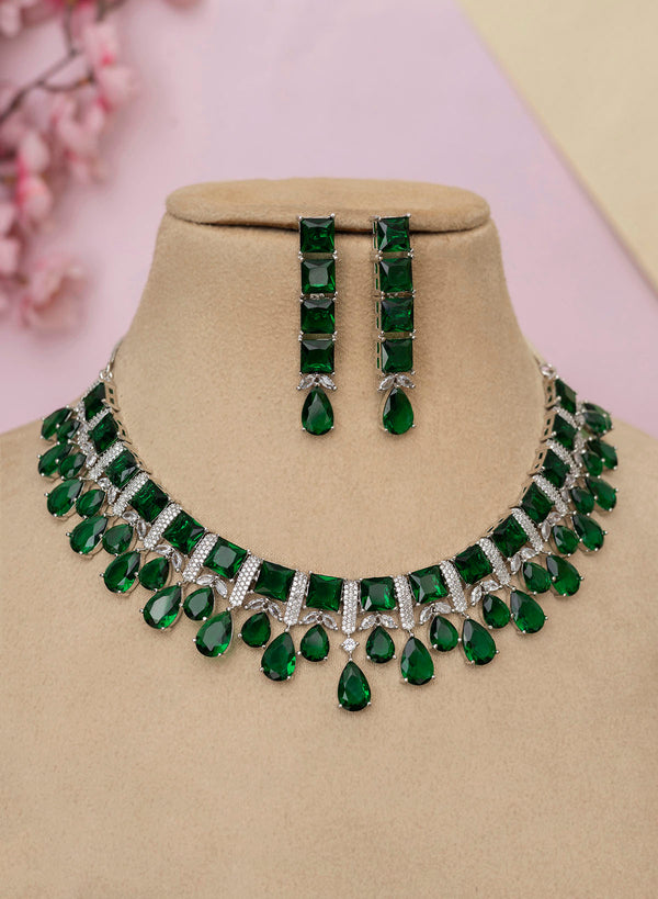 Akshara necklace set