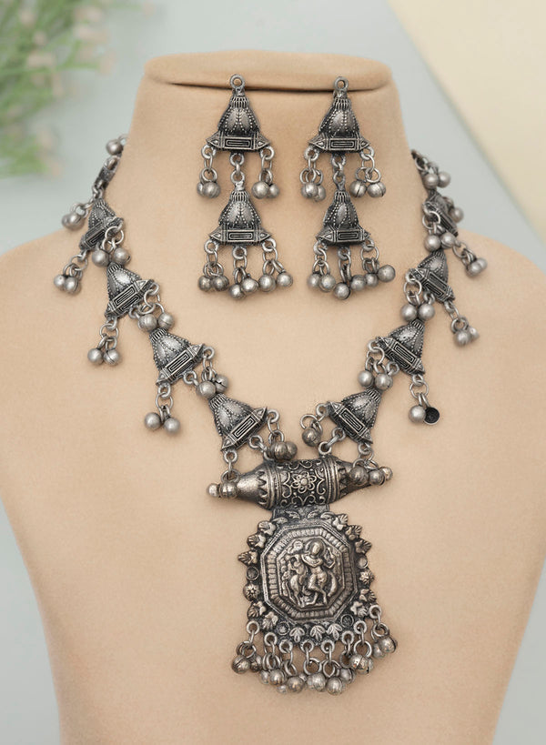 Karalyaa Oxidised Necklace set