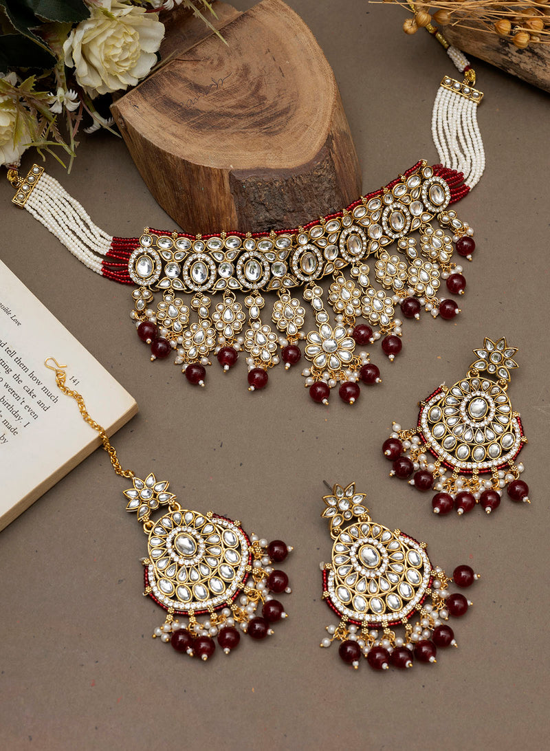 Adweta necklace set