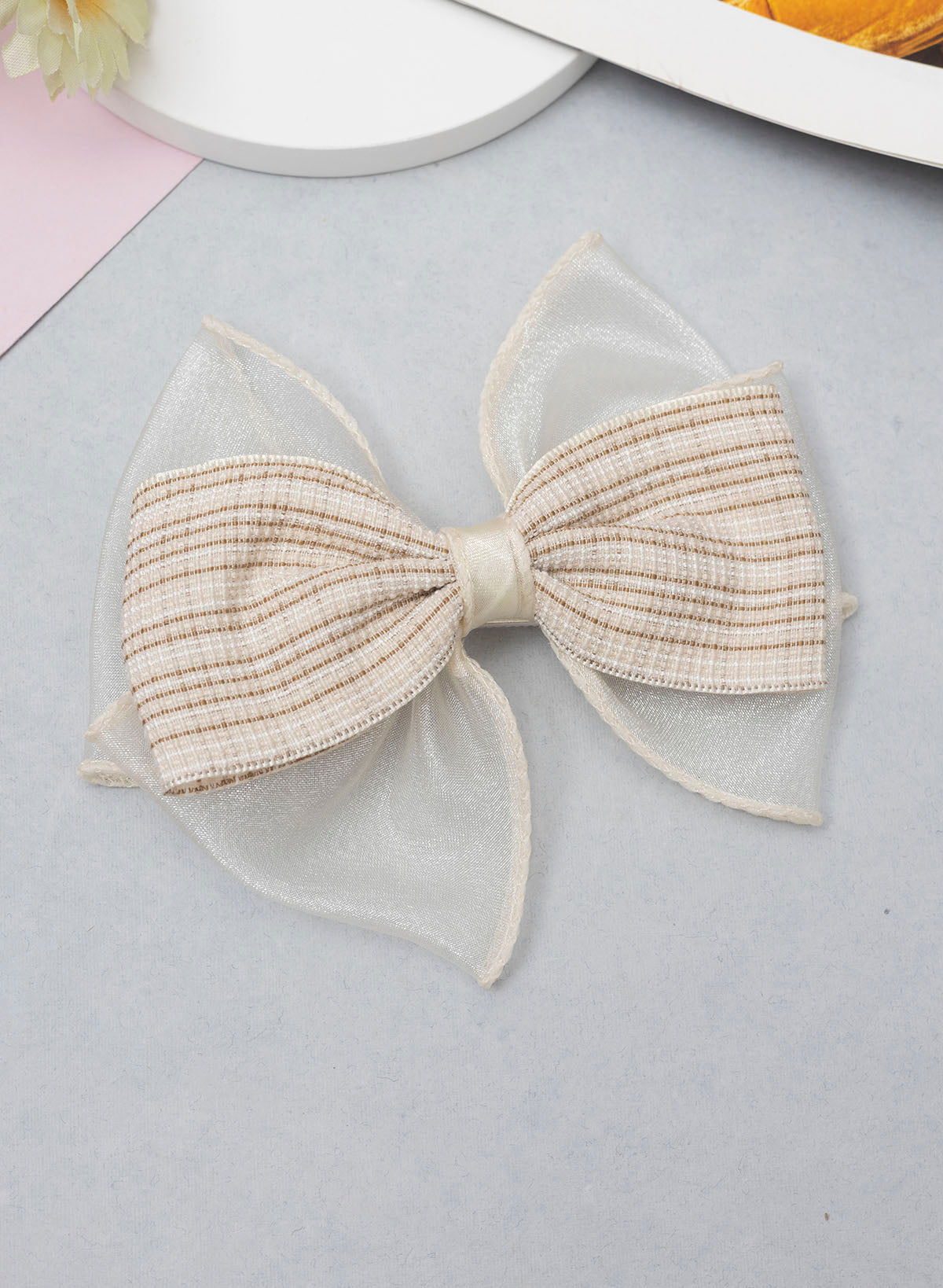 Quinn hair bow