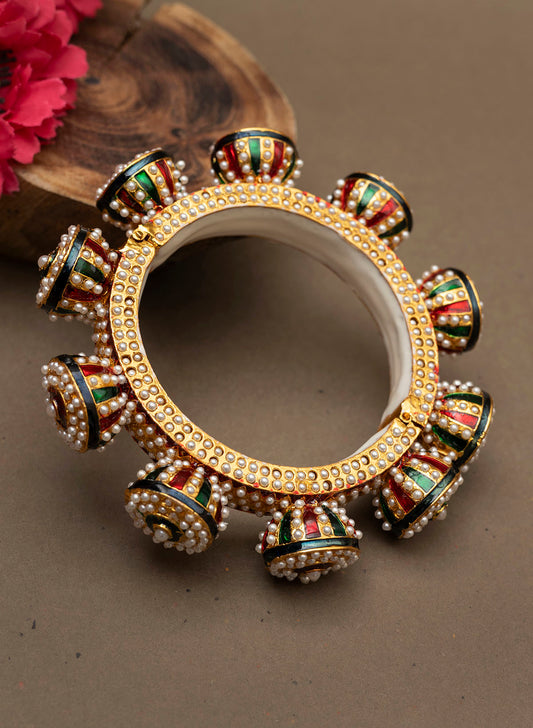 Jaagravi bangle set