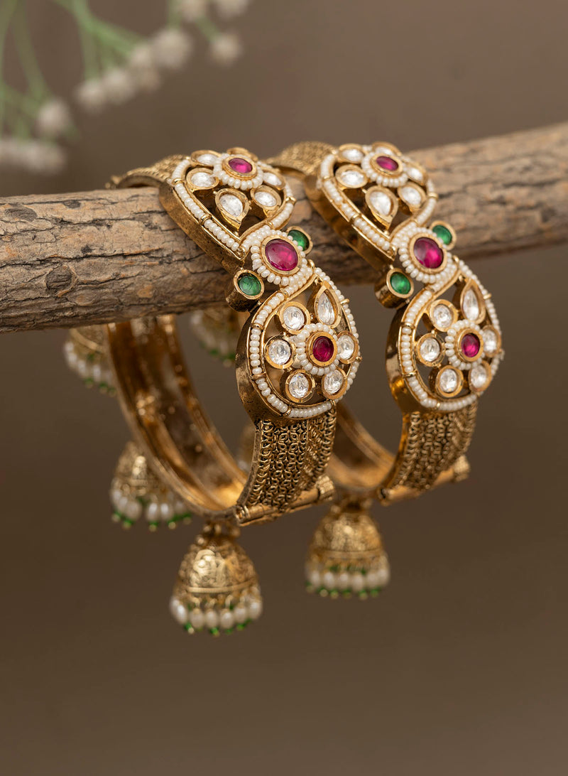 Edhitha bangle set