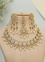 Urishilla necklace