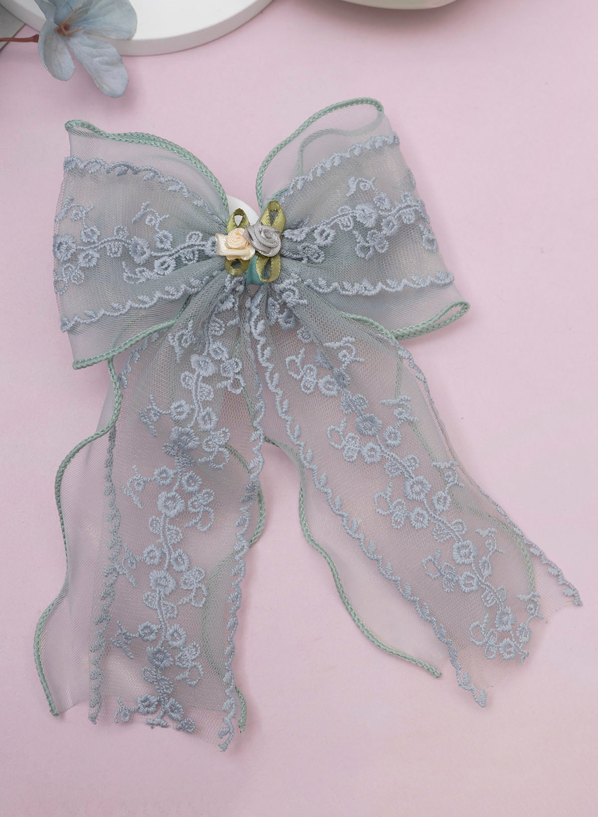 Giana hair bow
