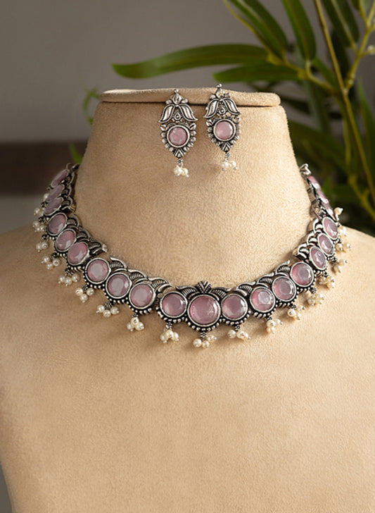 Prishaa Necklace Set