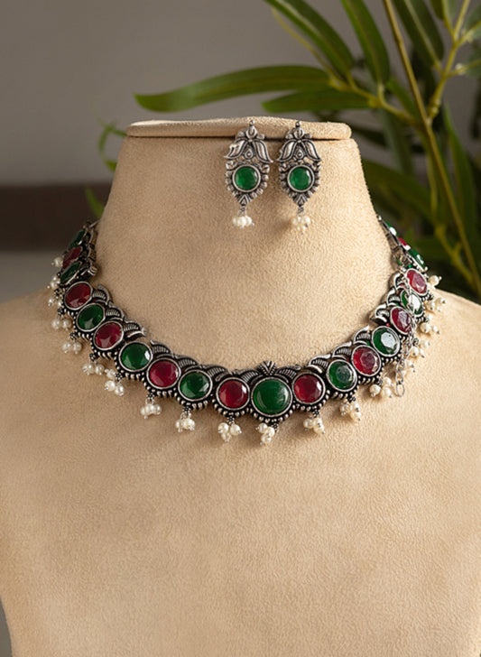 Prishaa Necklace Set