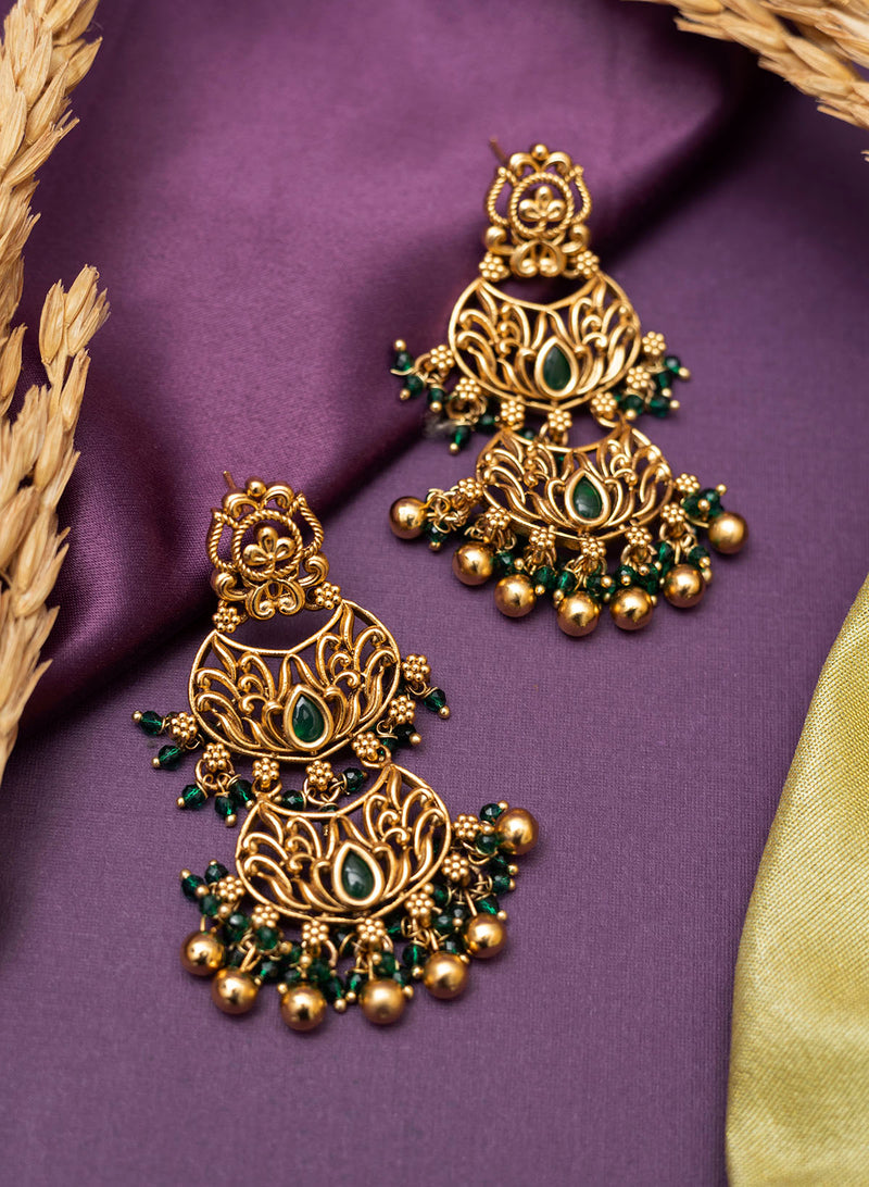 Vihani Golden Earrings