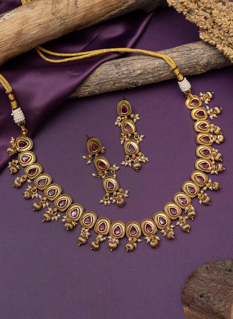 Kanthyri Golden Necklace set