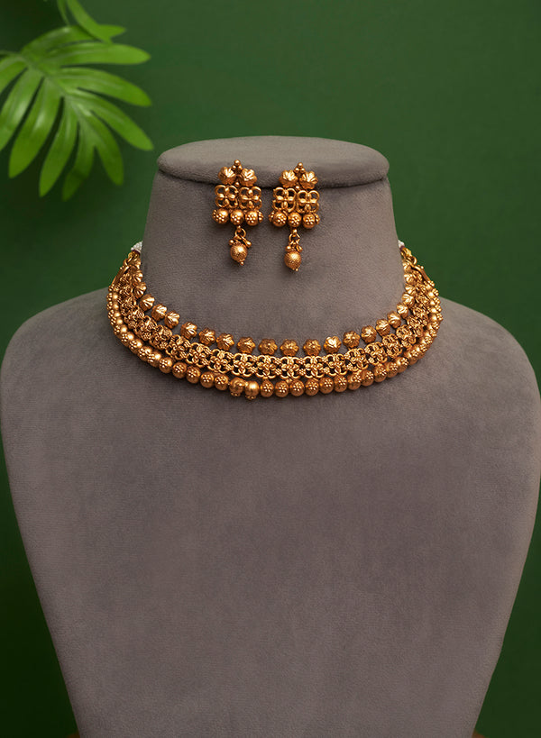 Akanksha necklace set