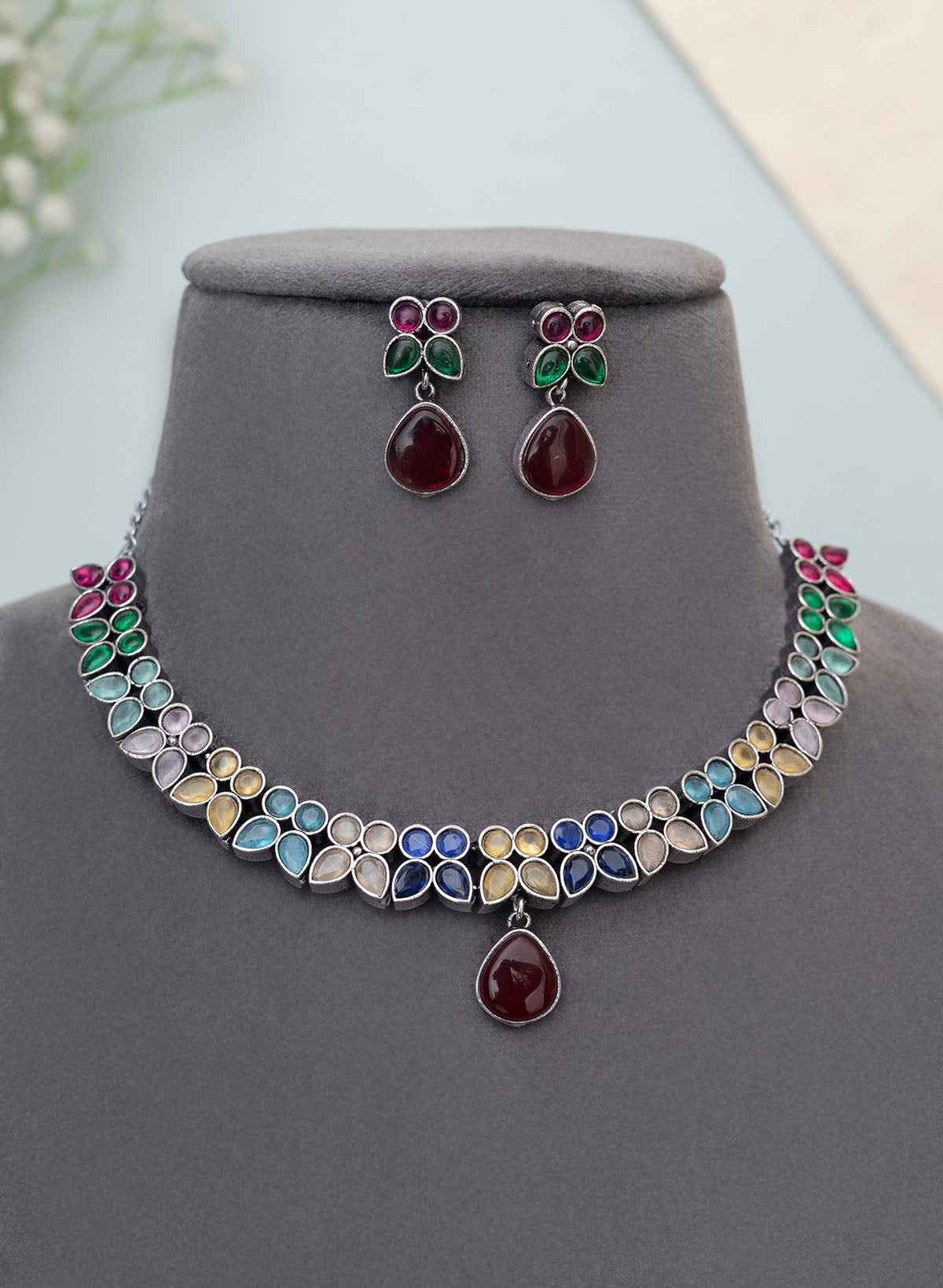 Yashvi Necklace Set