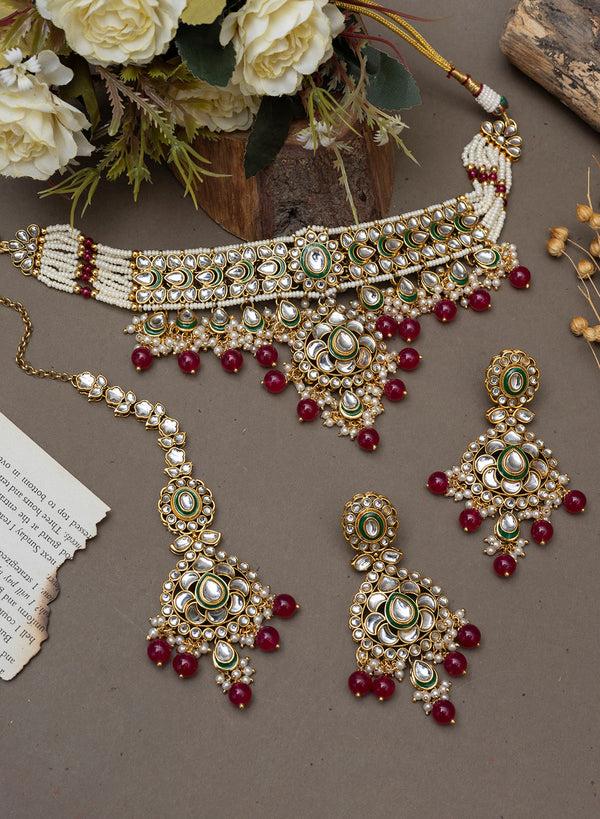 Mitakshi Necklace set with Maangtikka