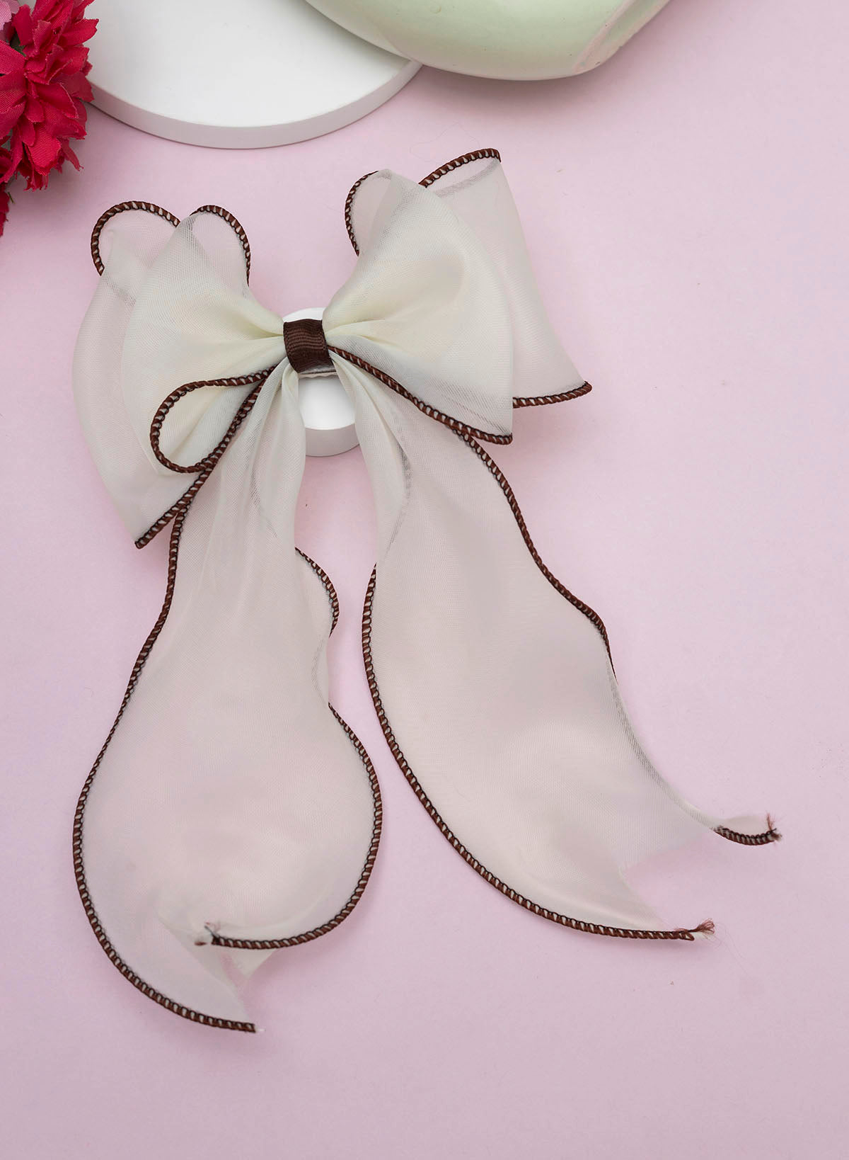 Genesis hair bow
