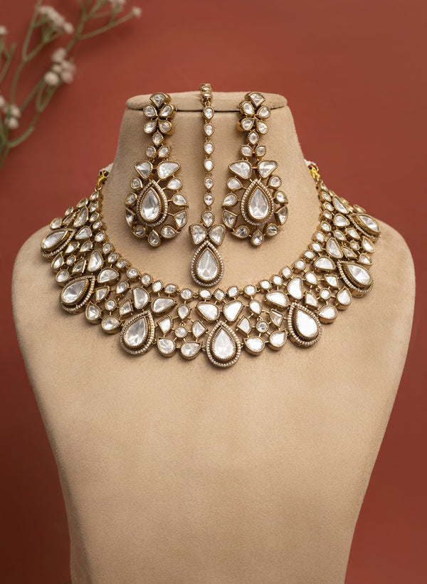 Vanila necklace set