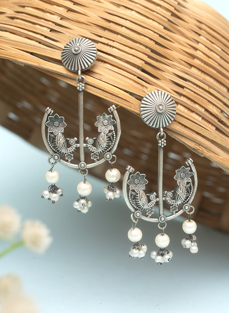 Ruchi earring