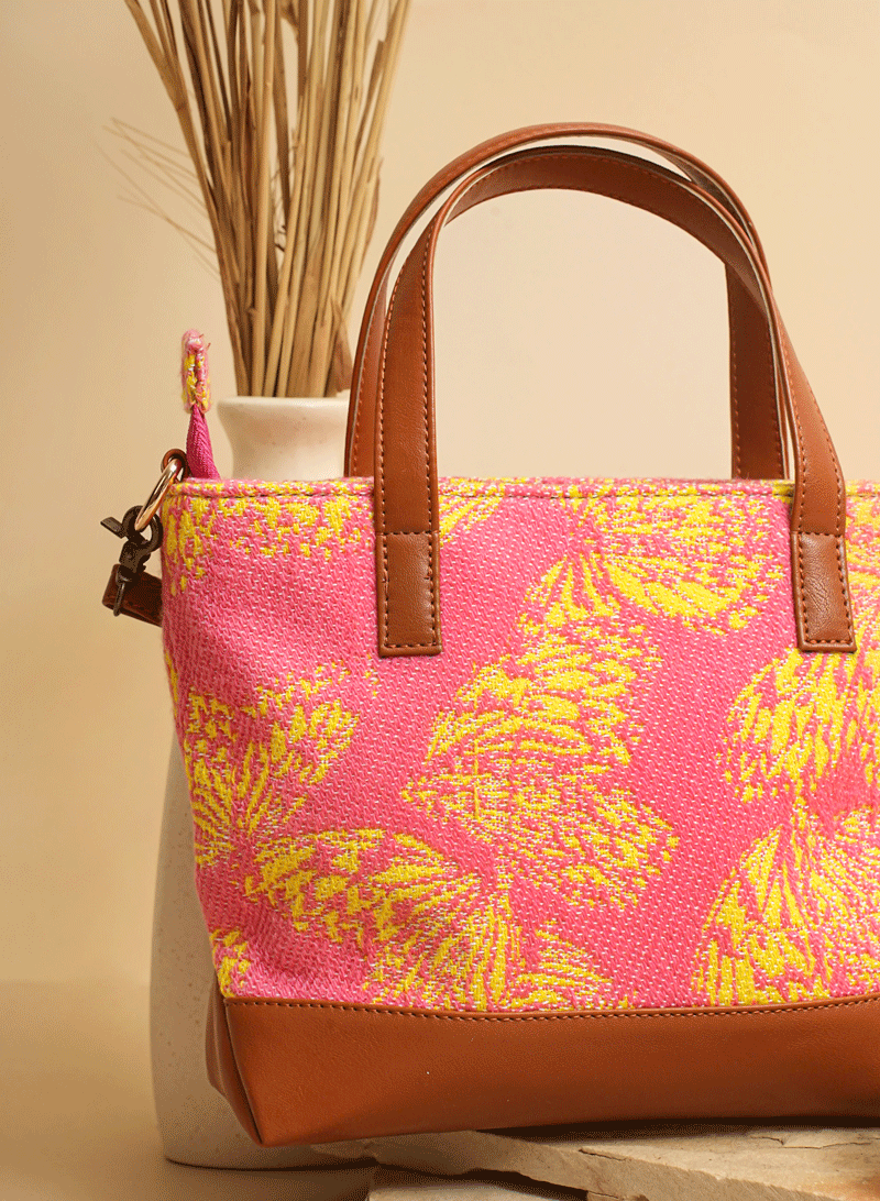 Lilly Laurel Sling Bag