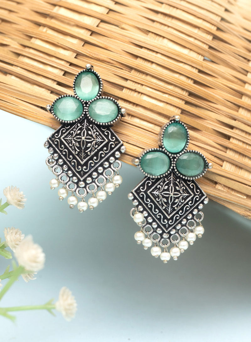 Rimsha Drop Stud Earring