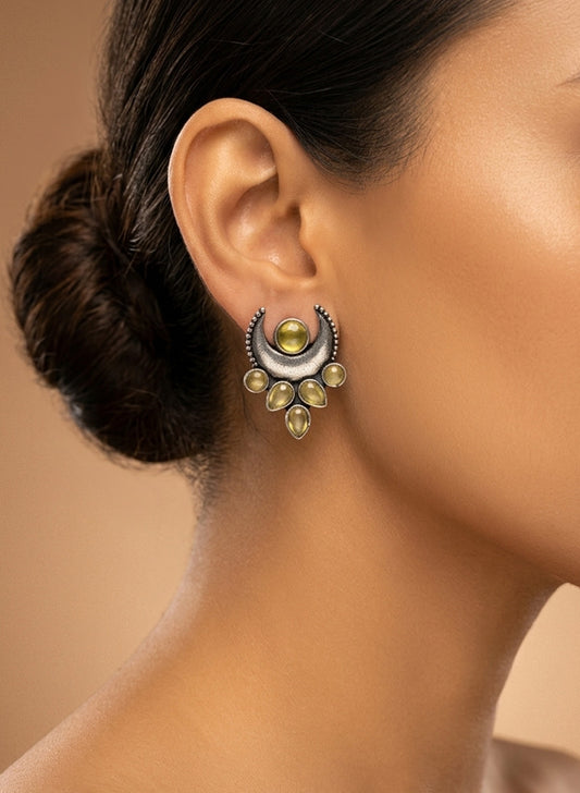 Naavya Studs