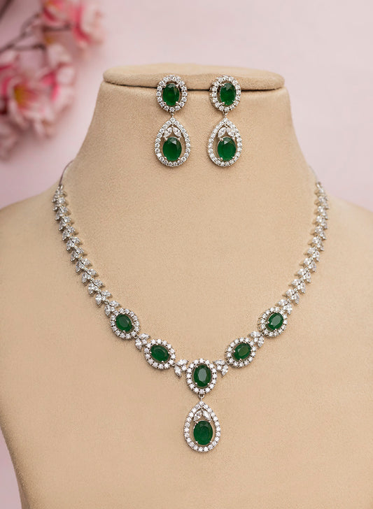 Alivia. Necklace Set