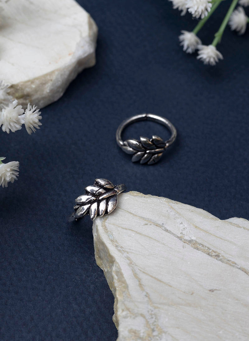 Flower Design Round/oxidized/antique Silver Look Toe Rings - Etsy
