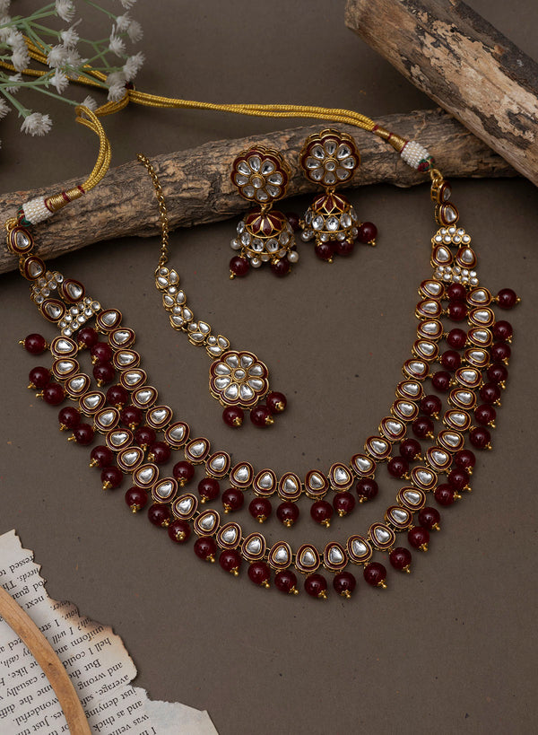 Shreya Kundan necklace set