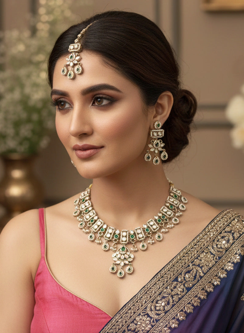 Sarvesha Necklace Set