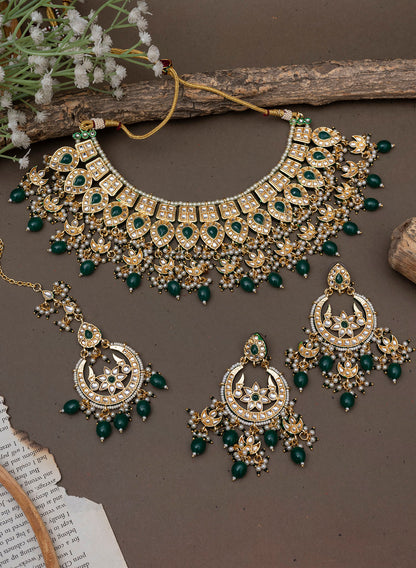 Ketki Kundan Necklace Set