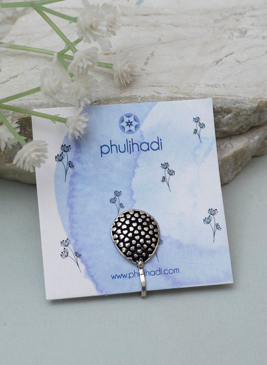 Surnali Nose Pin