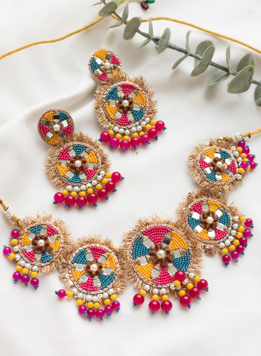 BHAVINI HANDMADE NECKLACE WITH EARRING
