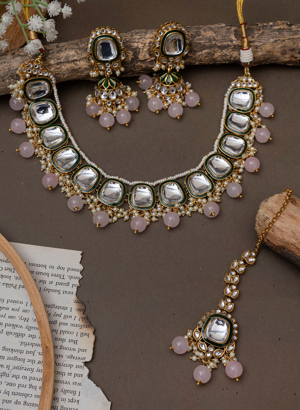 Phalguni Kundan necklace set