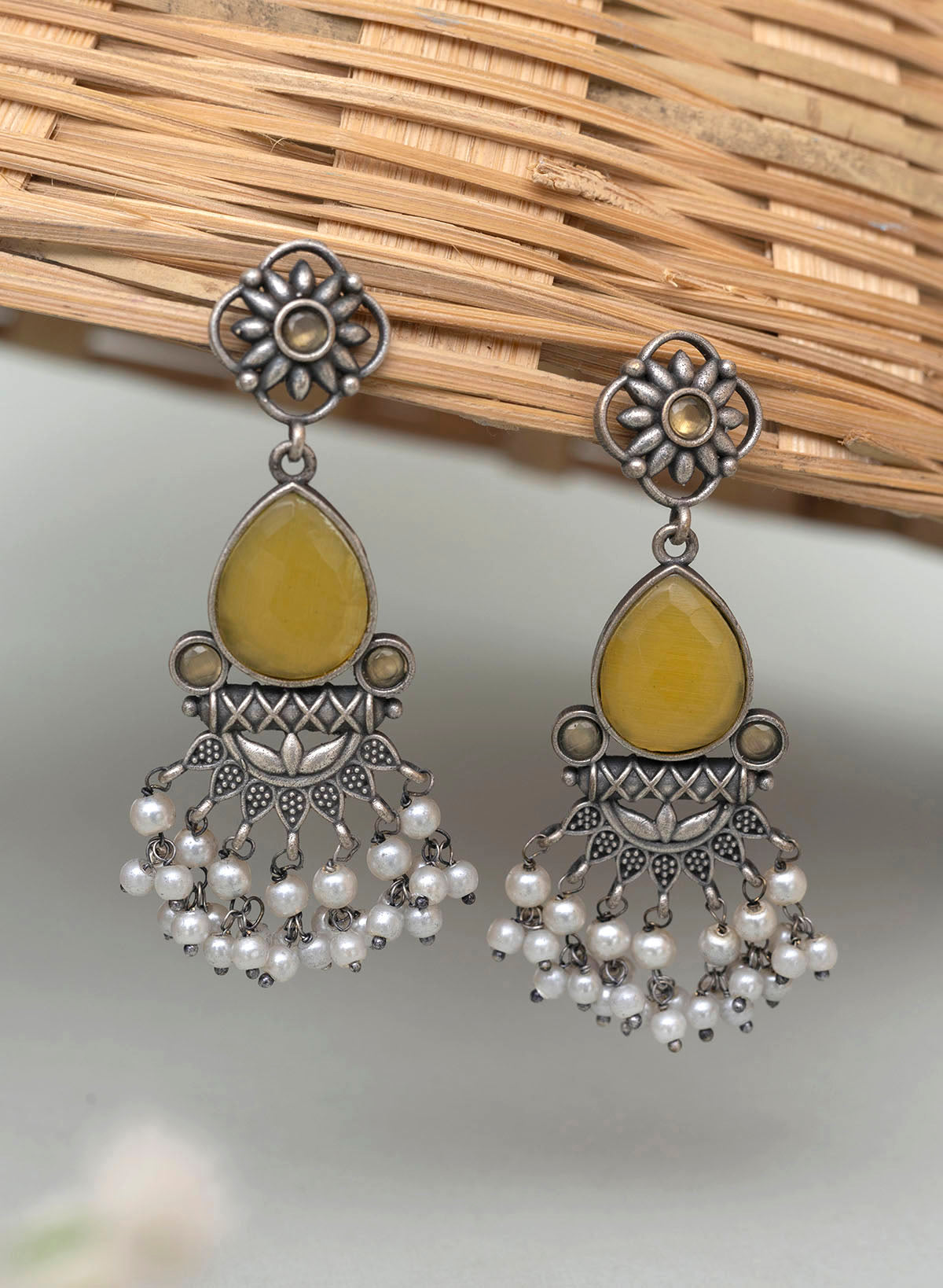 Noora Silver earring