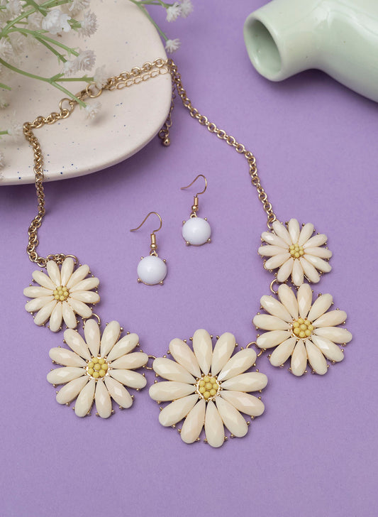 Emilia Necklace Set