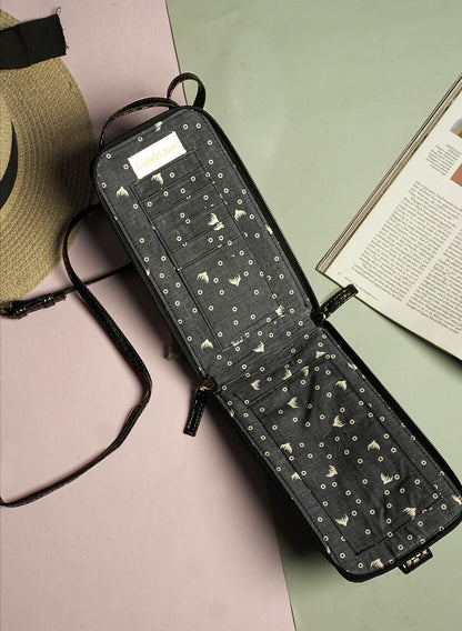 Freddy Phone Bag