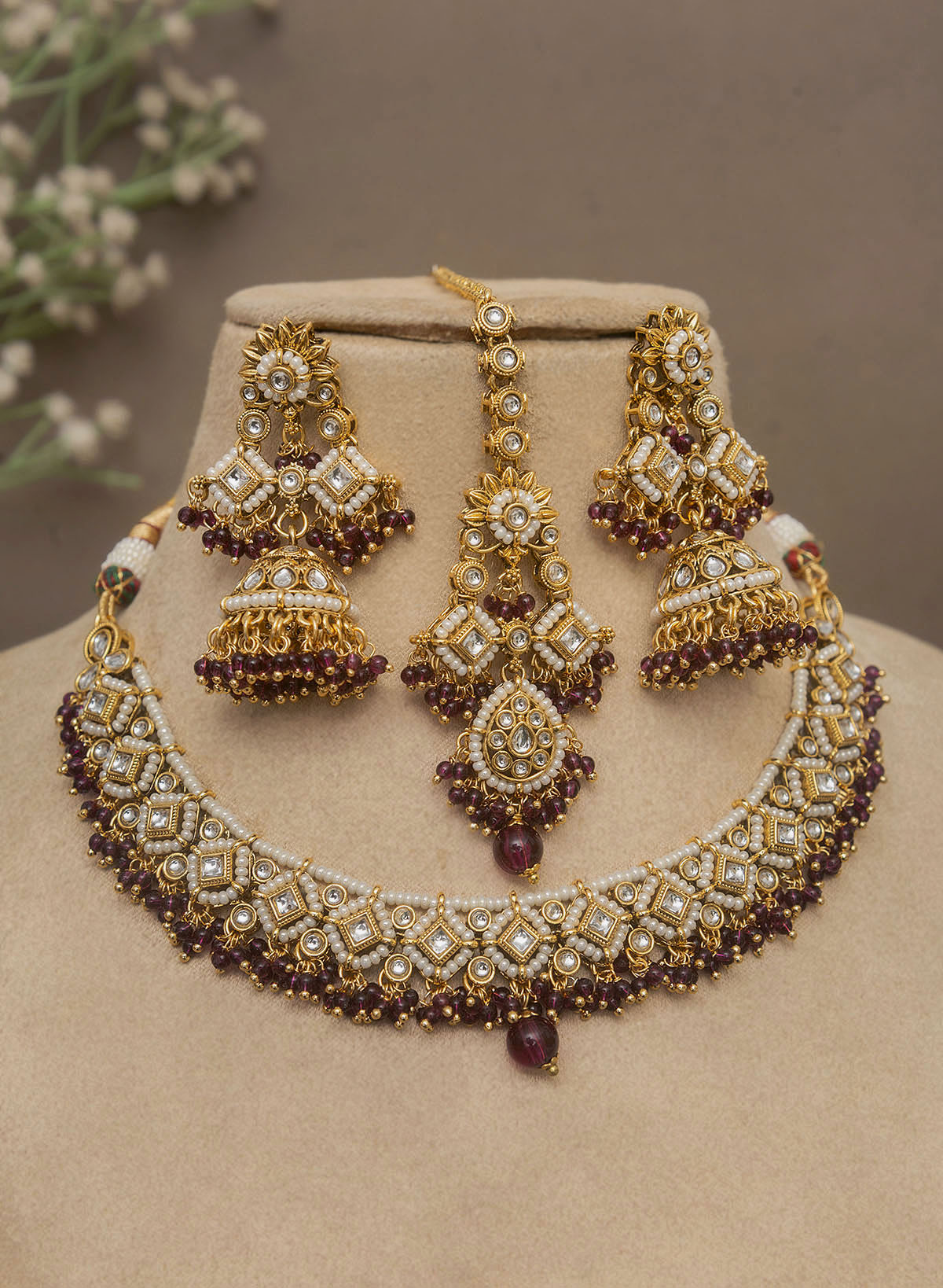 Evania Necklace Set
