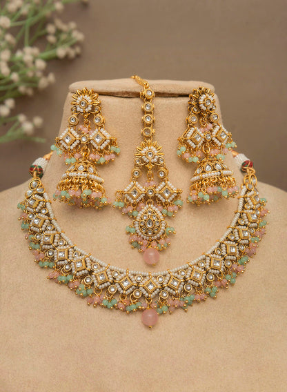 Evania Necklace Set