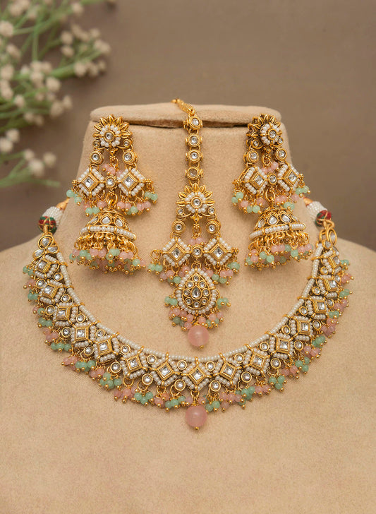 Evania Necklace Set