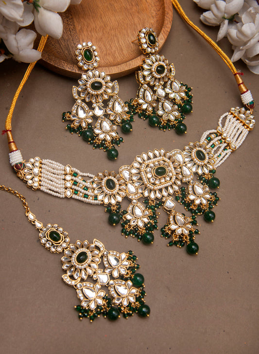 Kanishaa Necklace set