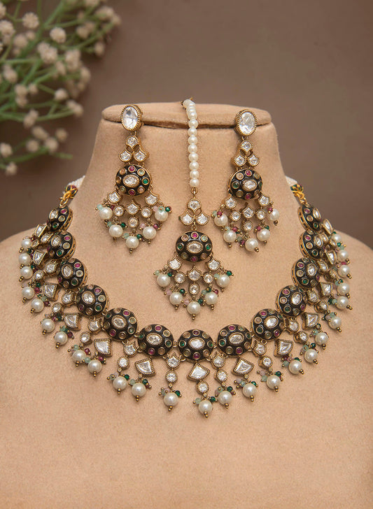 Kenisha Necklace Set