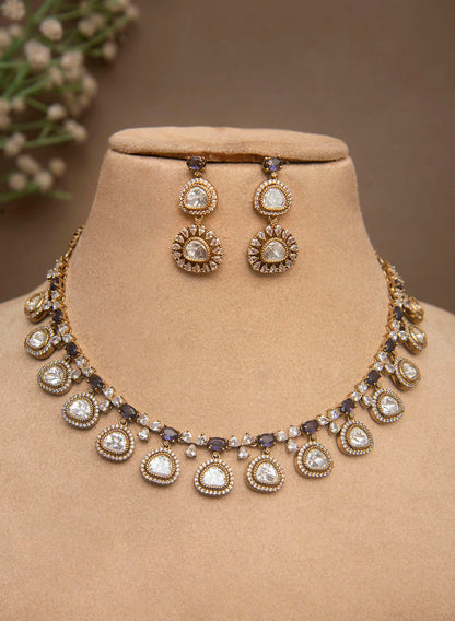Jenisha Necklace Set