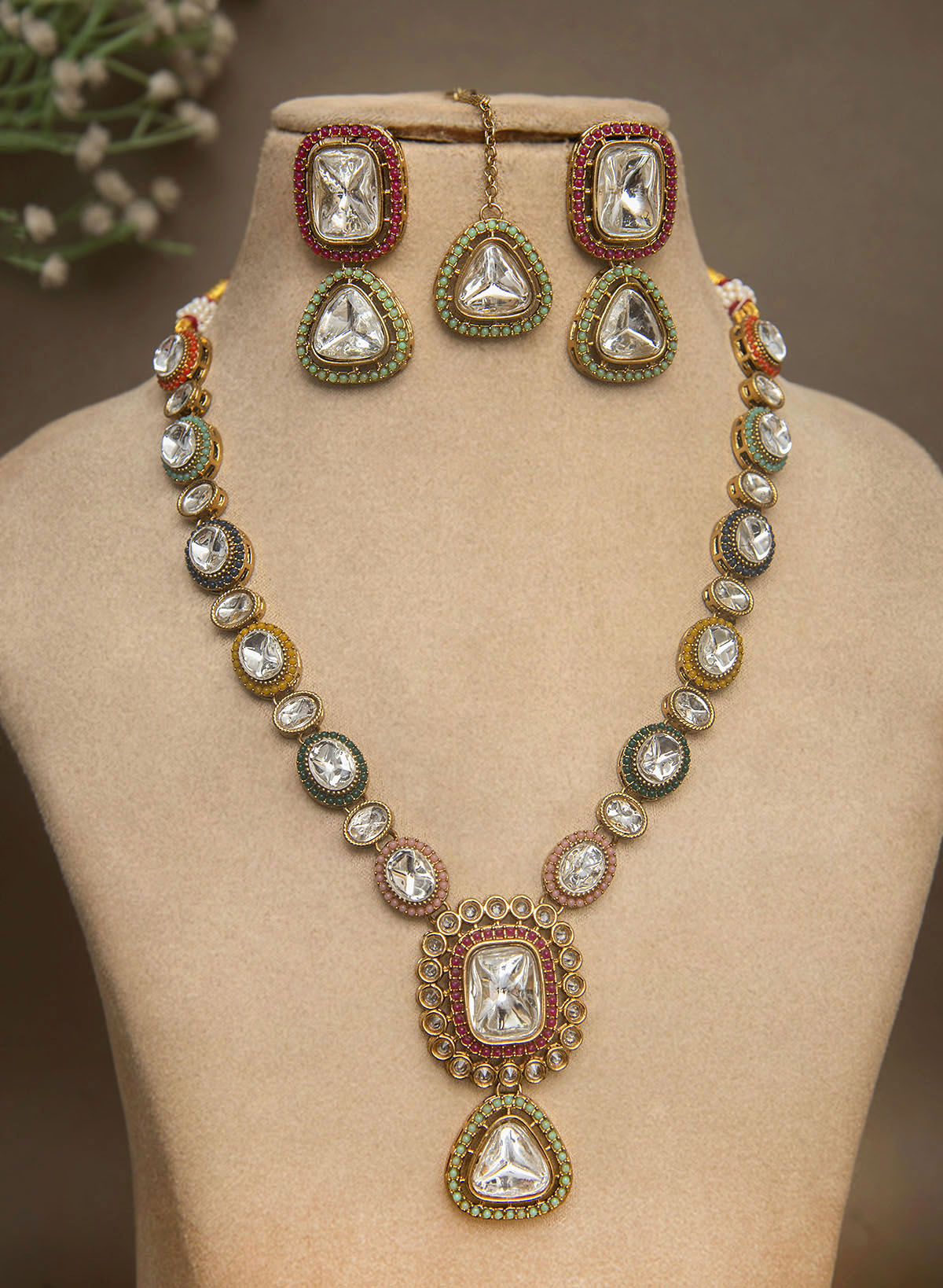 Evana Necklace Set