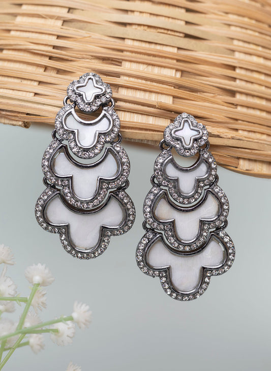 Ulyana Earring